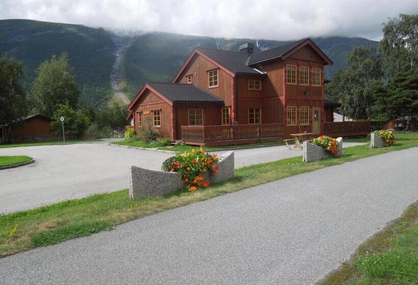 Отель Skjåk Turistheim