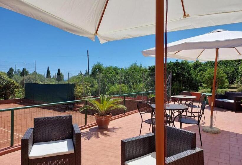 هتل Villa D Agati