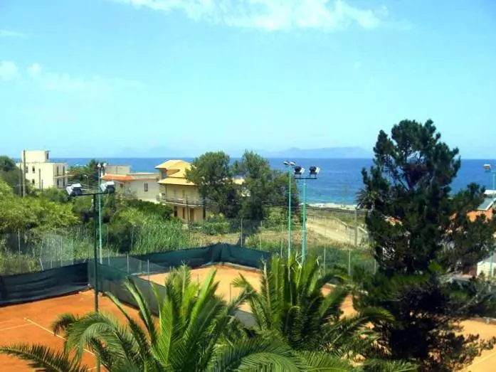 ホテル Villa D Agati