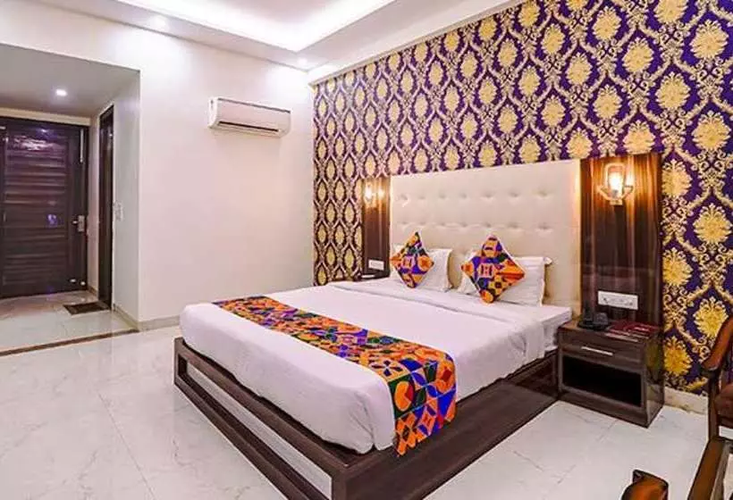 Fabhotel Swess Grand