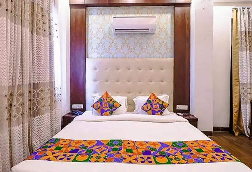 Fabhotel Swess Grand