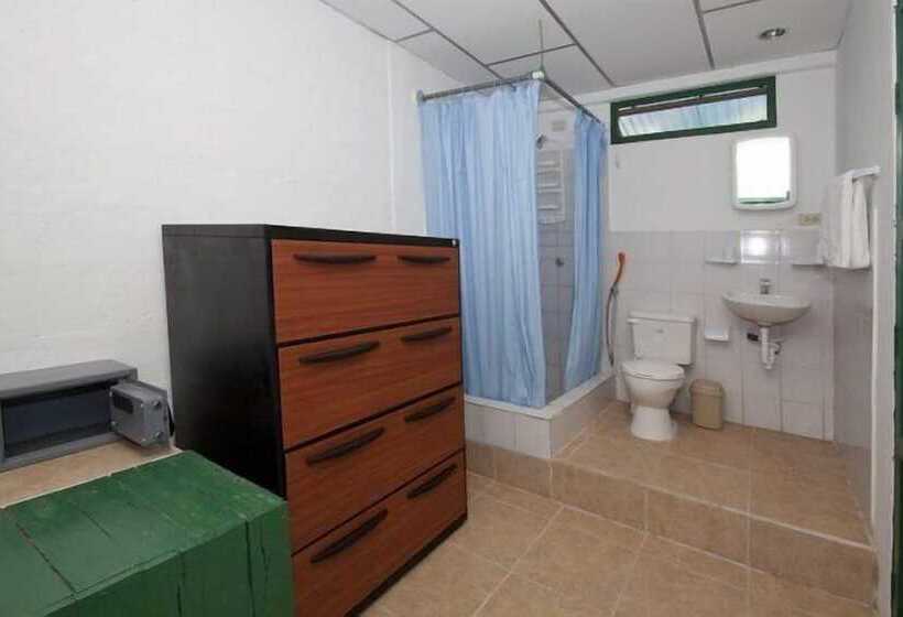 مبيت وإفطار Galapagos Chalet