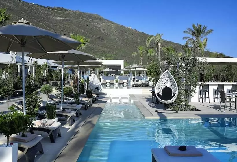 هتل Aurora Luxury Suites
