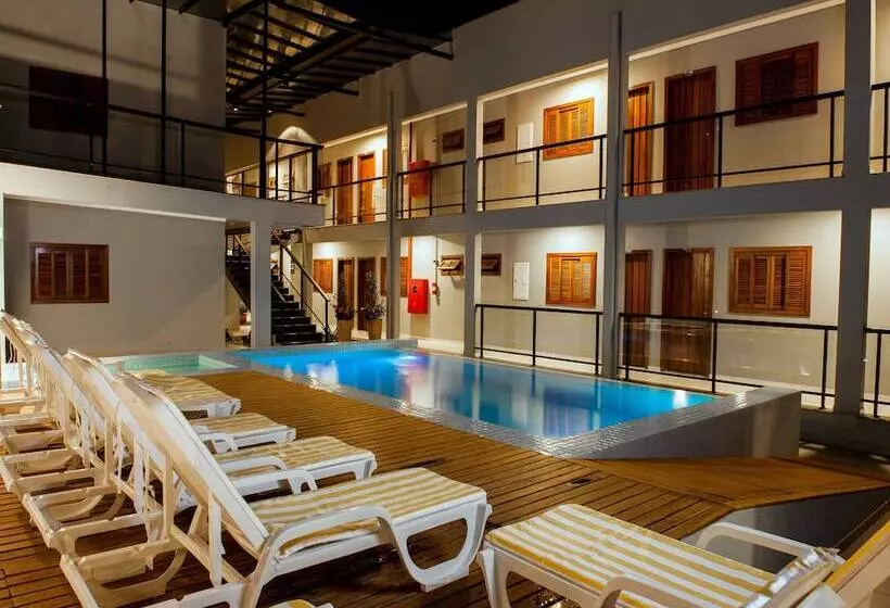 ホテル Clh Suites Bonito Centro