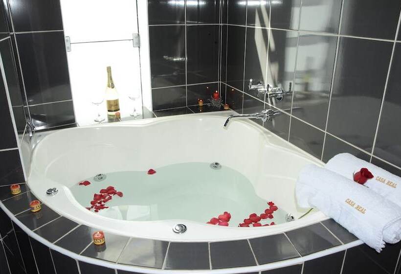 Casa Real Hoteles