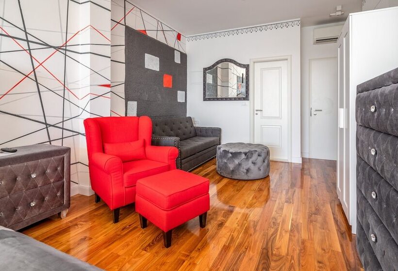 Galeria Valeria Seaside Downtown   Mag Quaint & Elegant Boutique Hotels