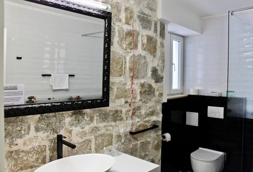 Galeria Valeria Seaside Downtown   Mag Quaint & Elegant Boutique Hotels