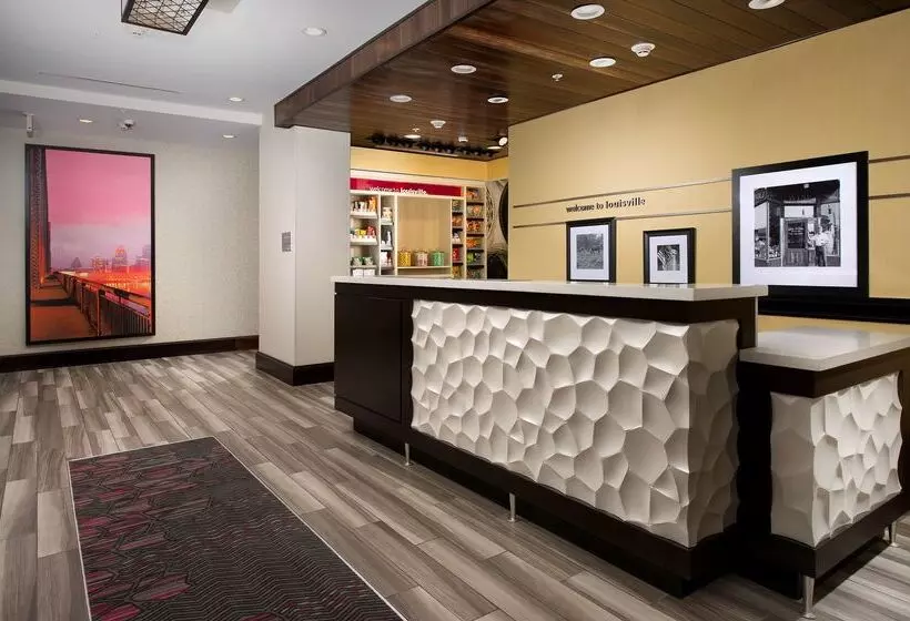 Hotelli Hampton Inn Louisville East/hurstbourne