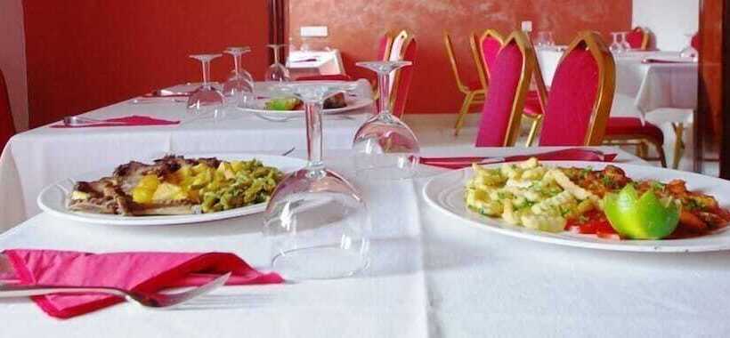 هتل Hôtel Résidence La Corniche