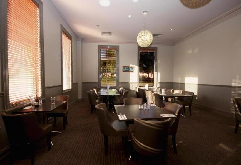 فندق Mitchell River Tavern