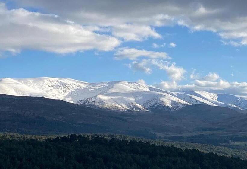 Altogredos Hotel Rural Y Apartamentos Turísticos