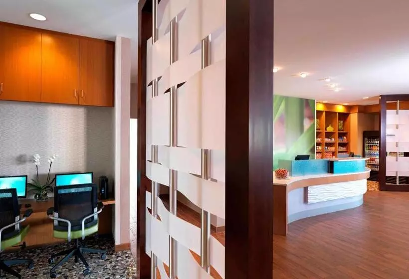 ホテル Springhill Suites By Marriott Charleston Mount Pleasant