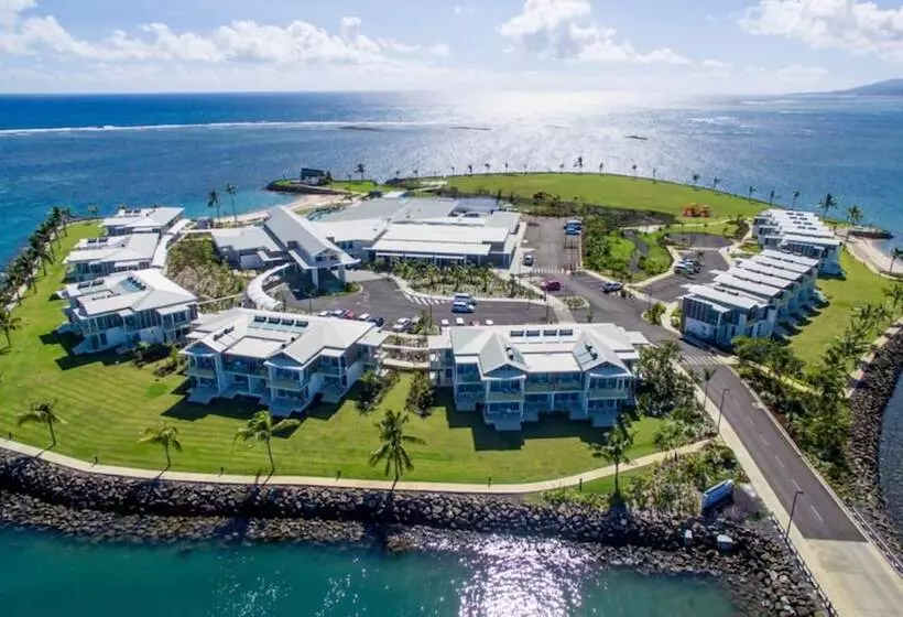 هتل Taumeasina Island Resort