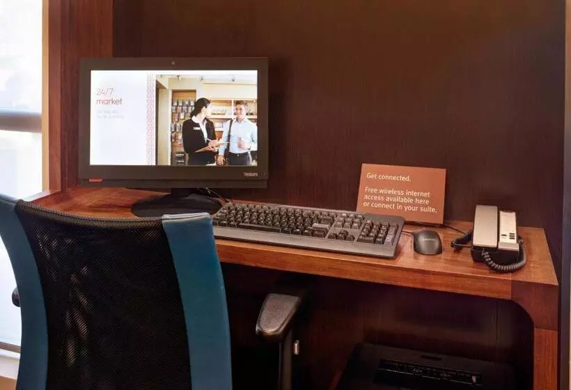 Hotelli Towneplace Suites By Marriott Detroit Troy
