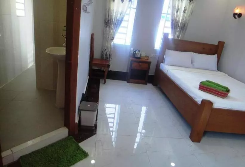 پانسیون Marany Guesthouse