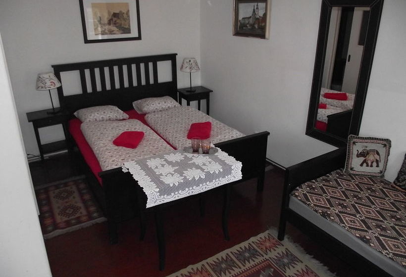 פנסיון Tiffany