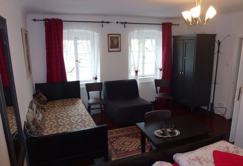 פנסיון Tiffany