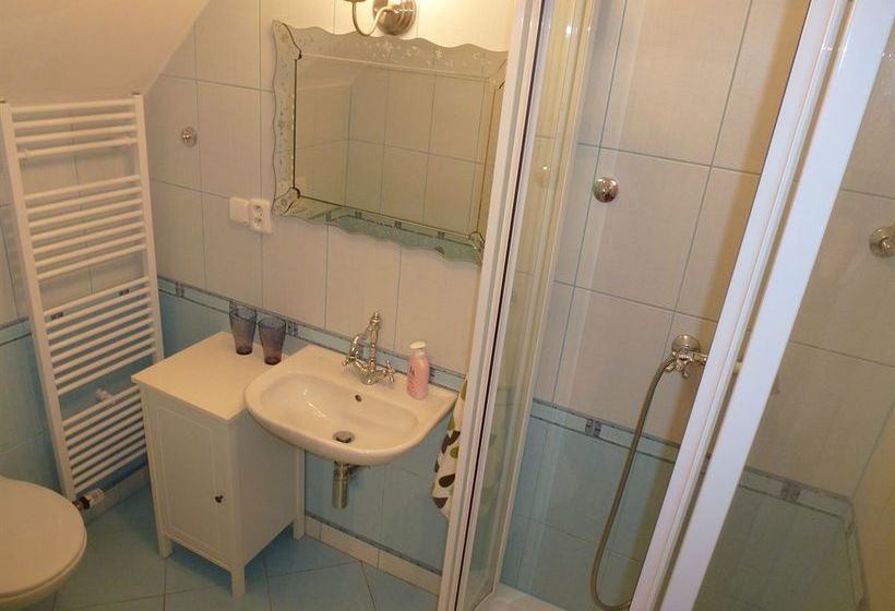 פנסיון Tiffany