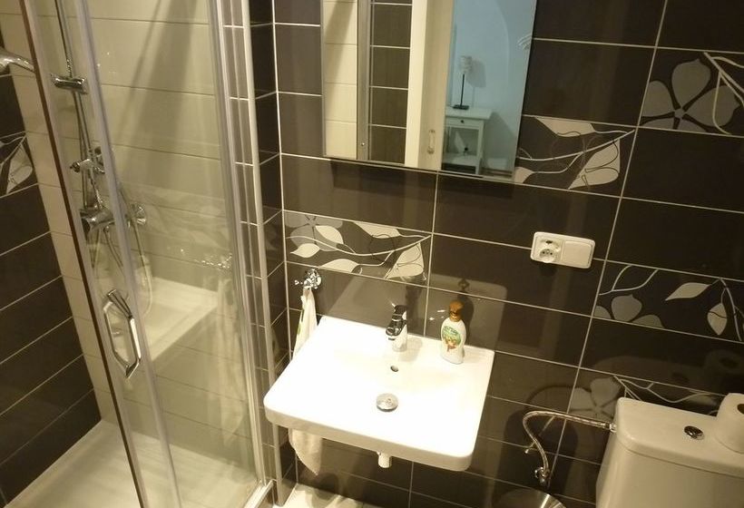 פנסיון Tiffany