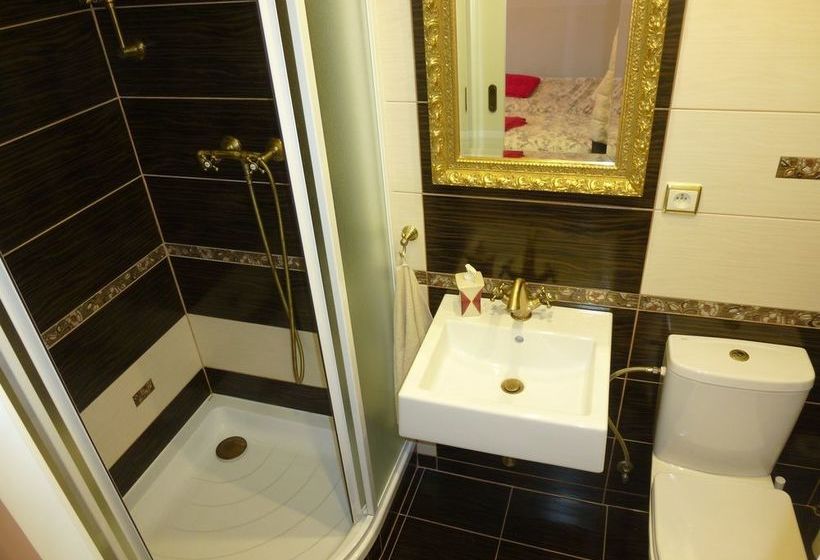 פנסיון Tiffany