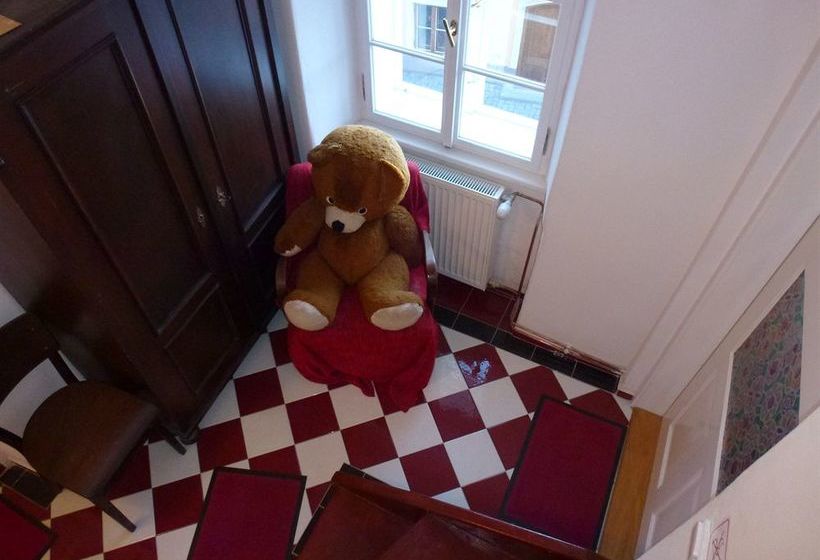 פנסיון Tiffany