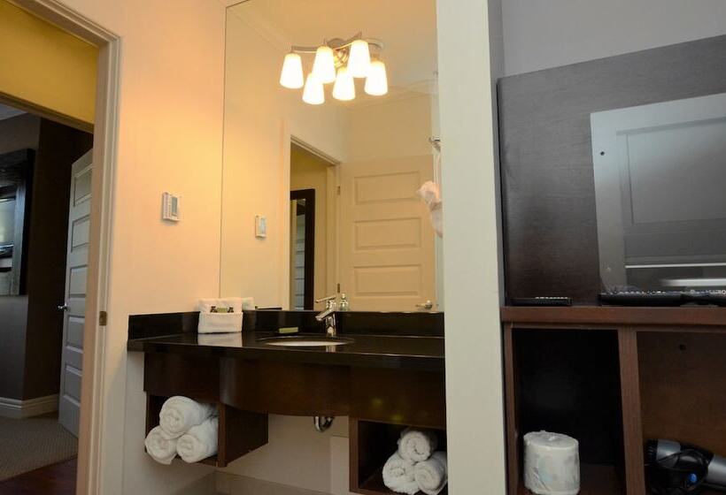 Premiere Suites   St. John S Signal Hill Gate