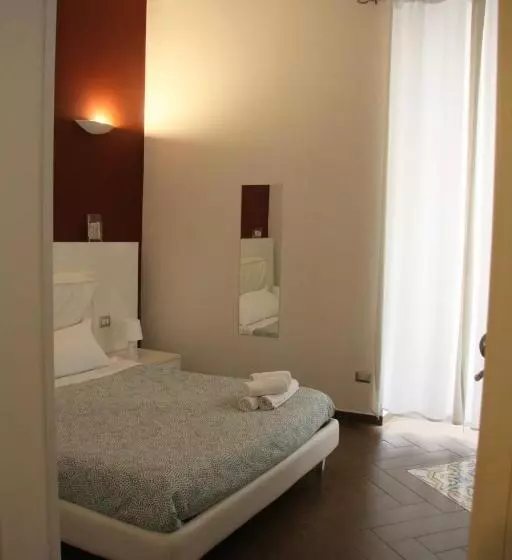 تختخواب و صبحانه Palazzo Della Poesia Casa Vacanze
