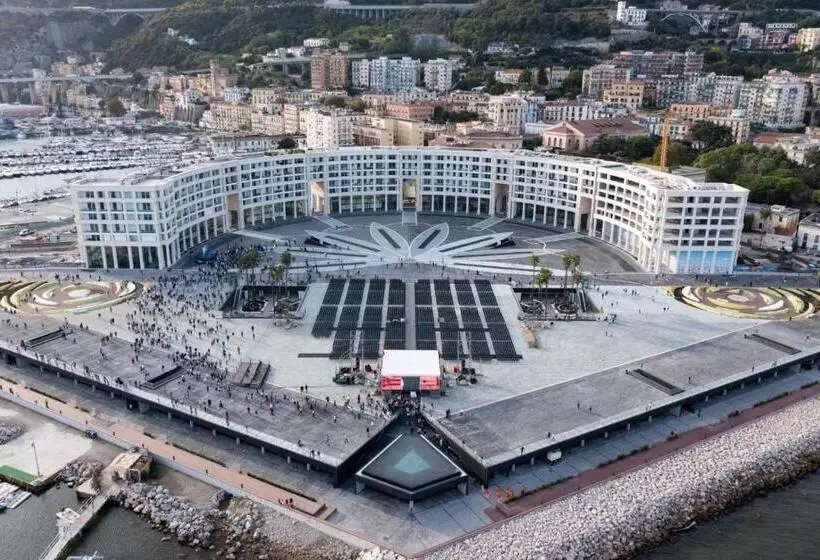 تختخواب و صبحانه Palazzo Della Poesia Casa Vacanze