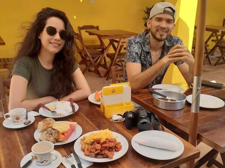 ユースホステル Pousada Amarante Praia