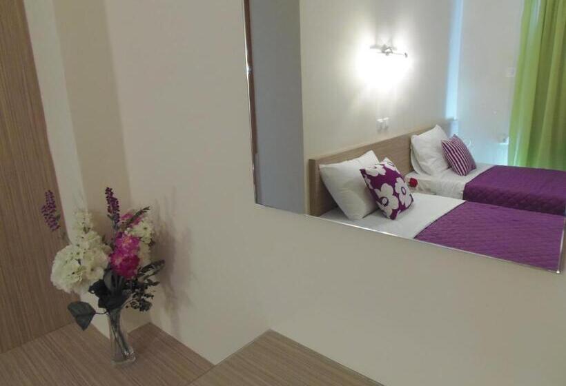 Angelica Studios And Apartments