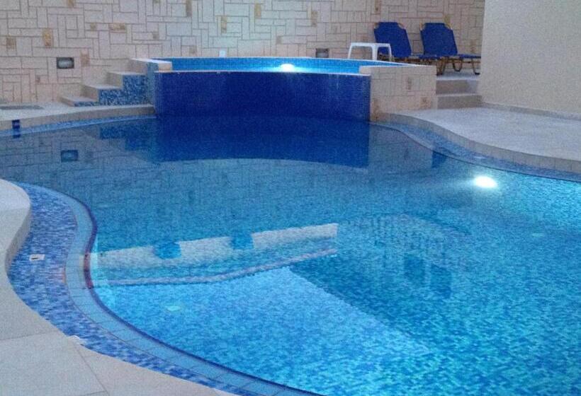 Angelica Studios And Apartments