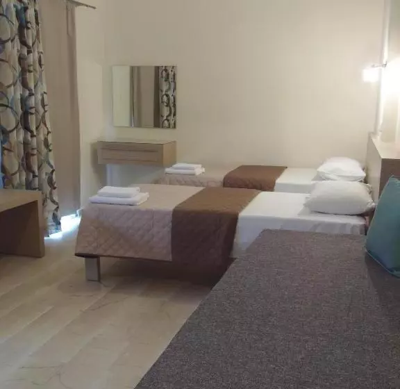 Angelica Studios And Apartments
