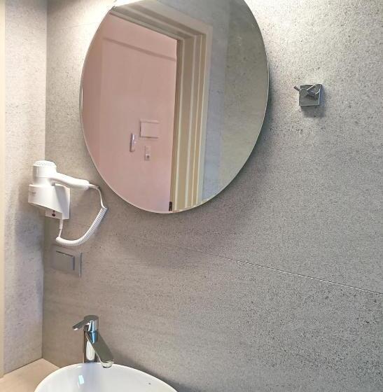 Angelica Studios And Apartments