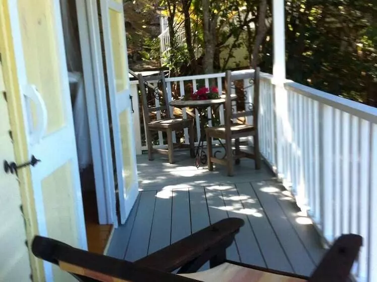 Galley Bay Cottages