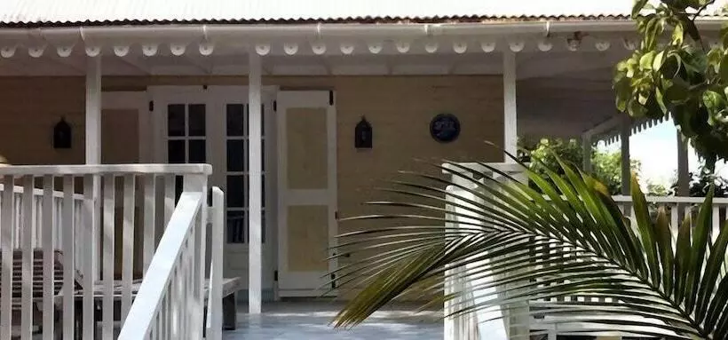 Galley Bay Cottages