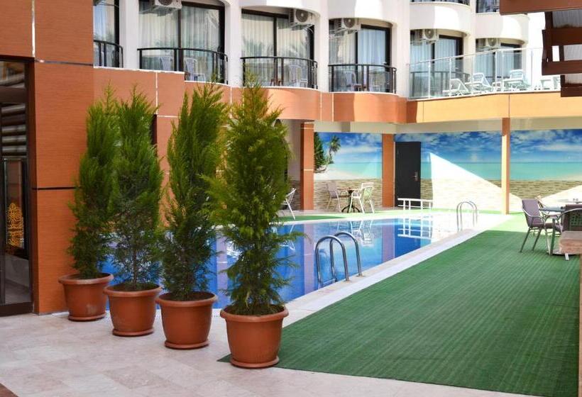 ホテル By Karaaslan Inn