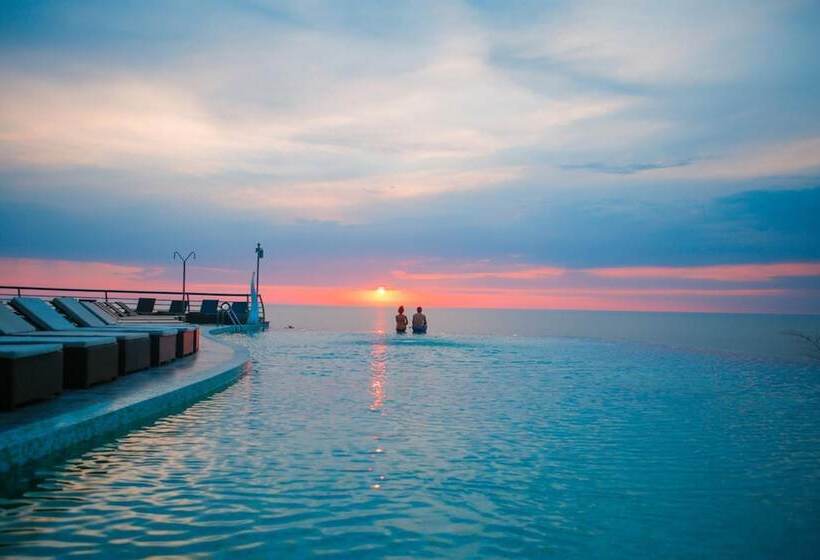 هتل Castello Mare