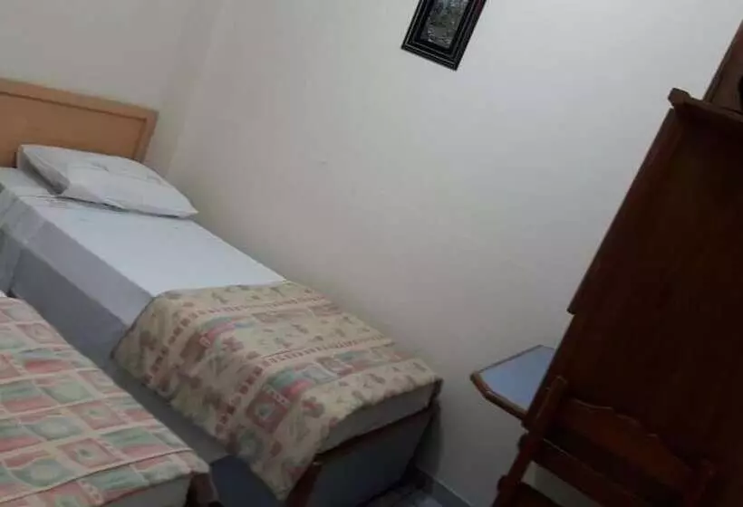 هتل Colonial