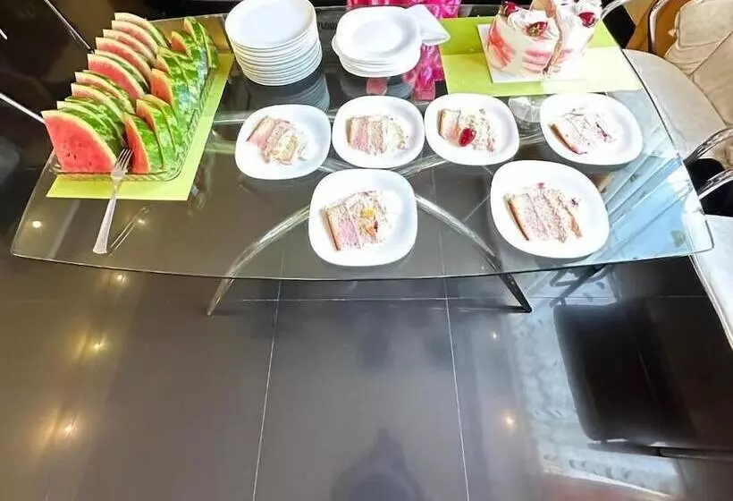 هتل Condori