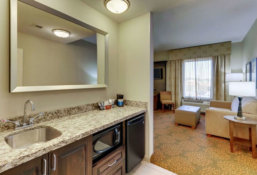 Отель Hampton Inn & Suites Hartsville