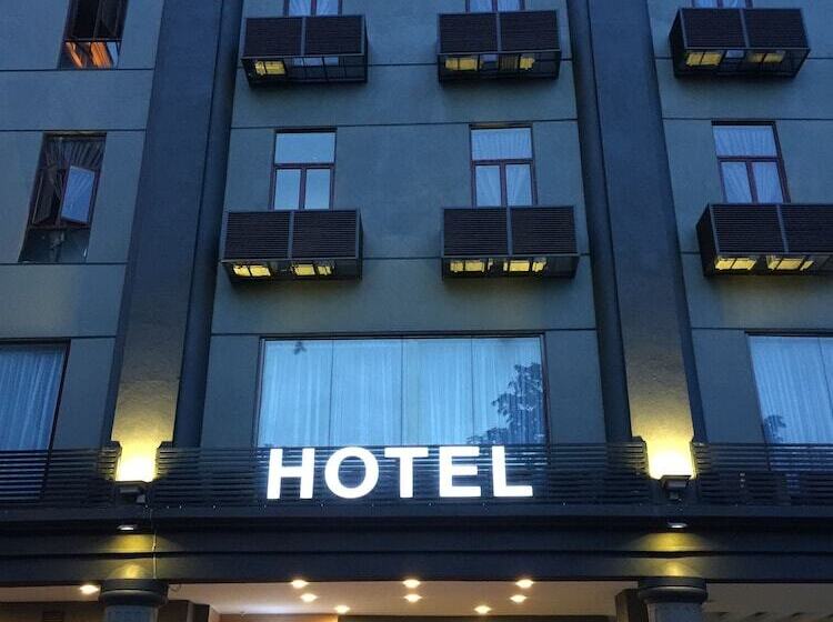 Lavana Hotel, Chinatown