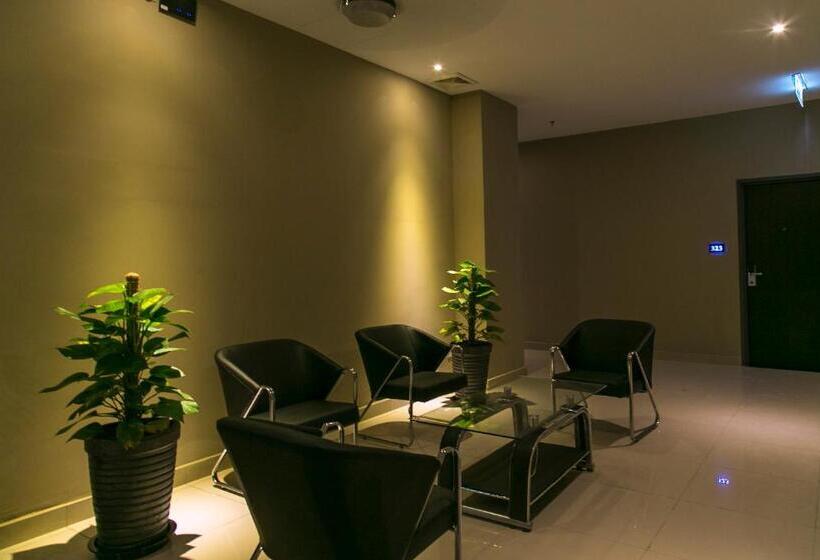 Lavana Hotel, Chinatown