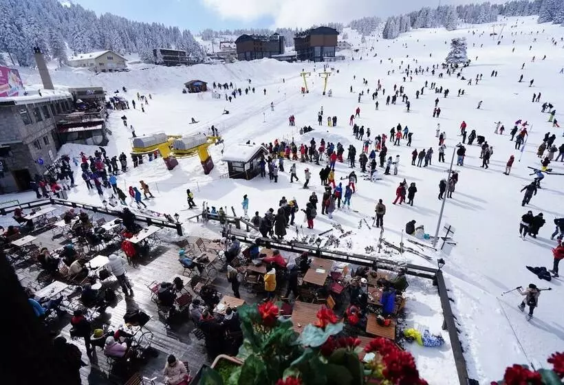 Hotelli Le Chalet Yazici