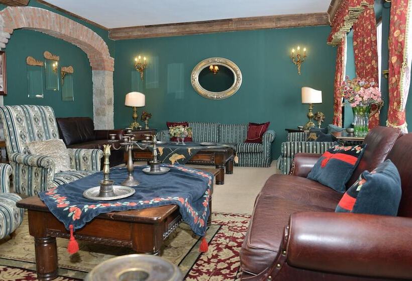 בית מלון כפרי Le Chalet Yazici