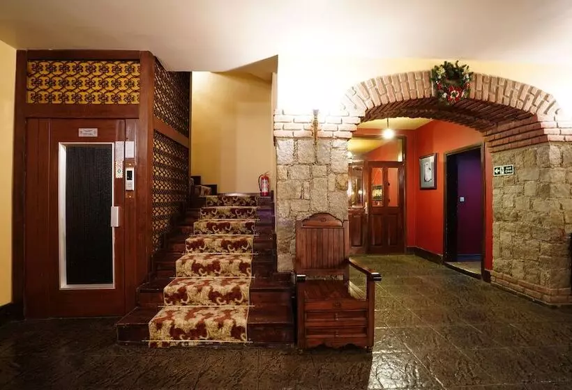 Hotelli Le Chalet Yazici