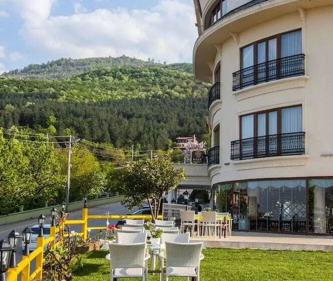 Hotelli Motali Life