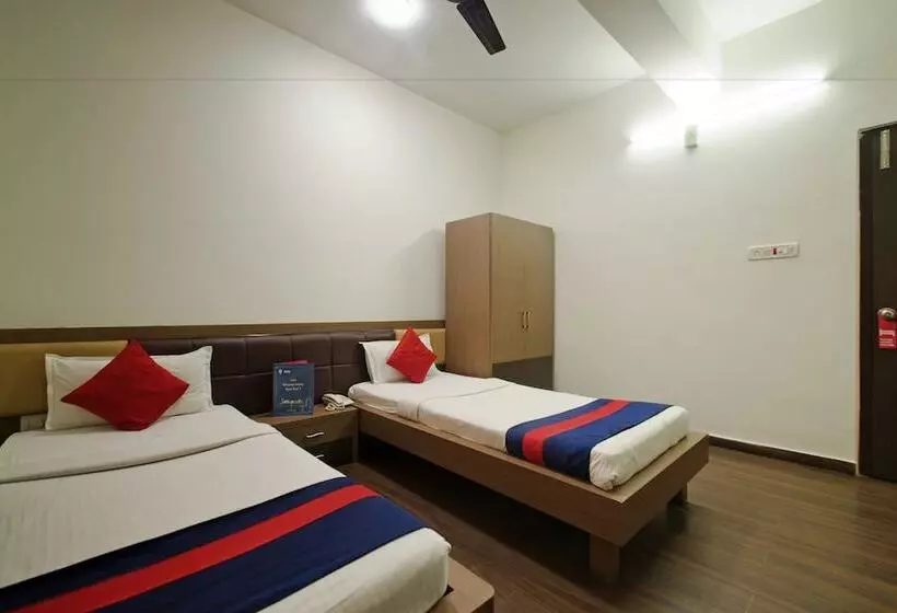 ホテル OYO 1805 Blue Orchid Corporate Inn
