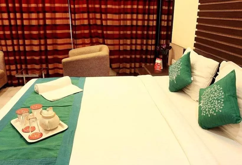 ホテル OYO 1805 Blue Orchid Corporate Inn