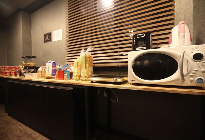 호텔 The May Gimhae