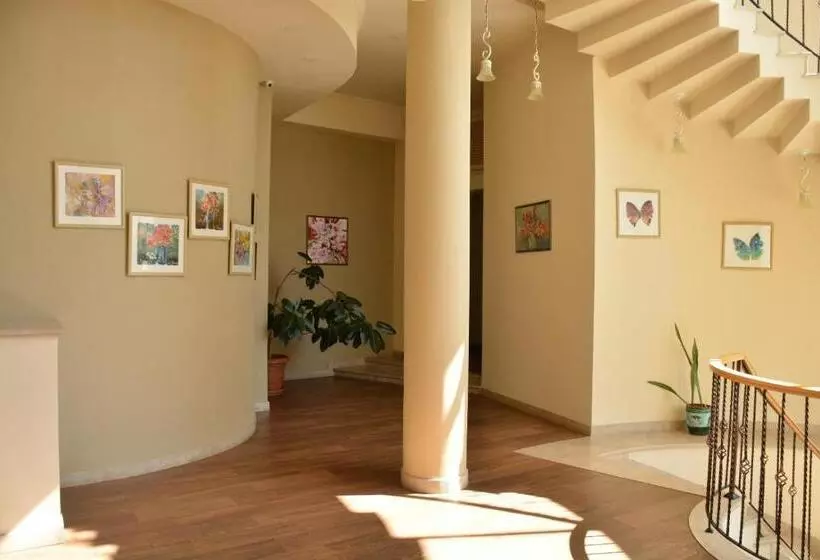 Boutique Hotel Argo